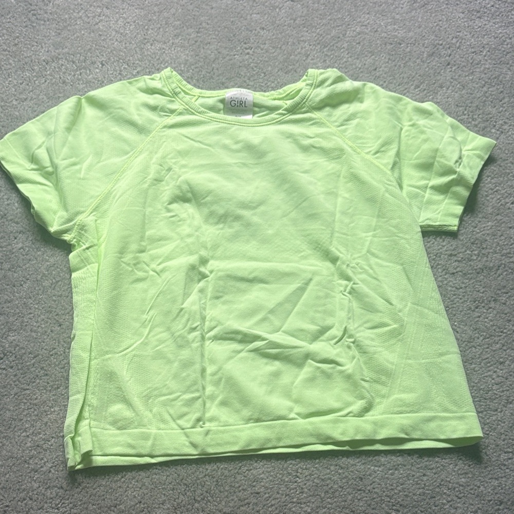Athleta Light Green Kids Tee (cropped)